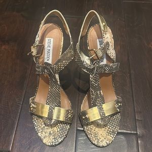 Steve Madden sandal